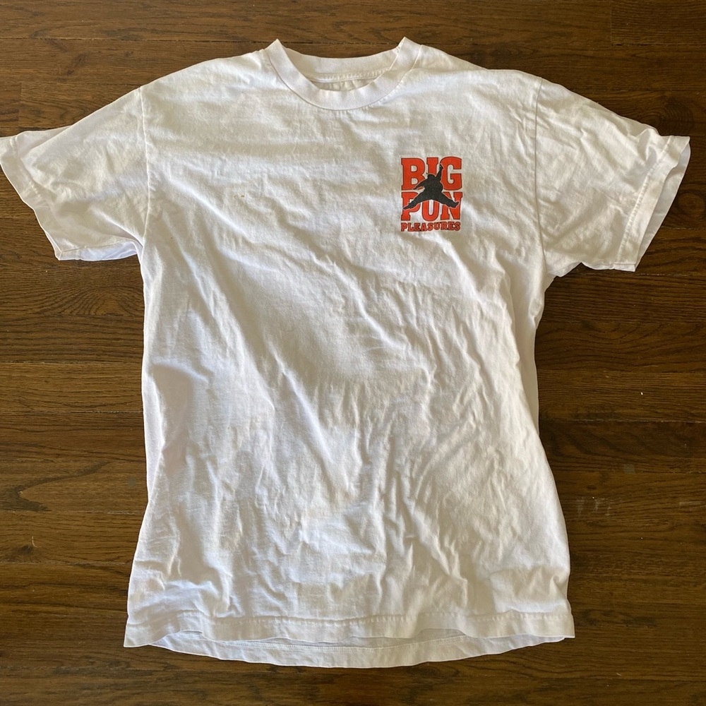PLEASURES Vintage Big Pun  L